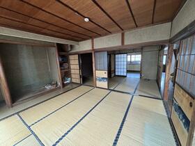 山梨県甲府市伊勢４丁目