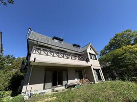 山梨県北杜市大泉町西井出