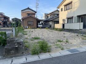 三重県津市桜橋３丁目