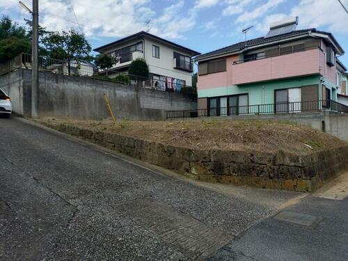 Land, Hatoyama Town, Saitama
