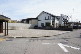 石川県金沢市八日市２丁目