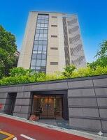 東京都港区南麻布５丁目