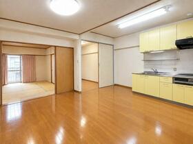 京都府京都市右京区西院西溝崎町