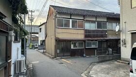 石川県金沢市長土塀３丁目