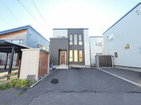 北海道札幌市東区東苗穂四条１丁目
