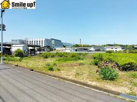 三重県亀山市布気町