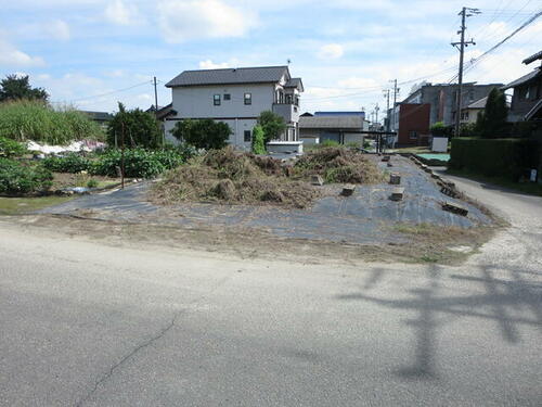 Land, Aisai, Aichi