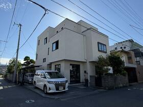 愛媛県松山市岩崎町１丁目