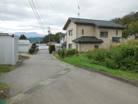 長野県小諸市大字菱平