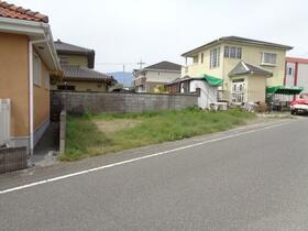 山梨県甲斐市境