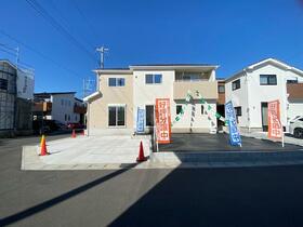 栃木県小山市大字粟宮