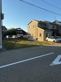 福井県坂井市丸岡町霞町３丁目