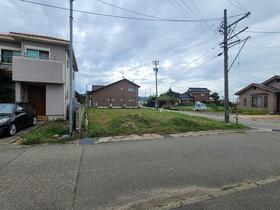 石川県白山市日御子町