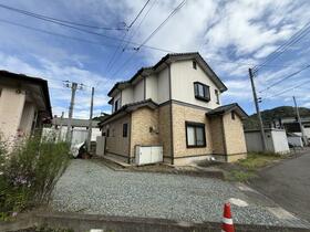 山梨県都留市つる３丁目