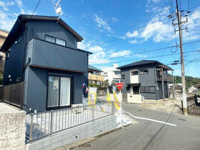 福岡県北九州市小倉南区沼緑町１丁目