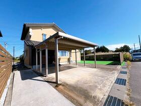 富山県滑川市坪川新