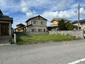 石川県羽咋市吉崎町ム