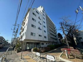 東京都世田谷区下馬４丁目