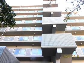愛媛県松山市衣山5丁目