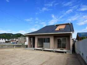 愛媛県松山市溝辺町
