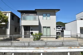 山口県防府市惣社町