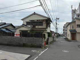 愛媛県松山市山越１丁目