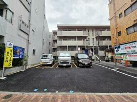 東京都文京区小石川４丁目