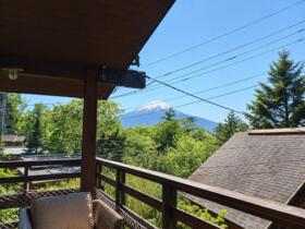 山梨県南都留郡山中湖村平野