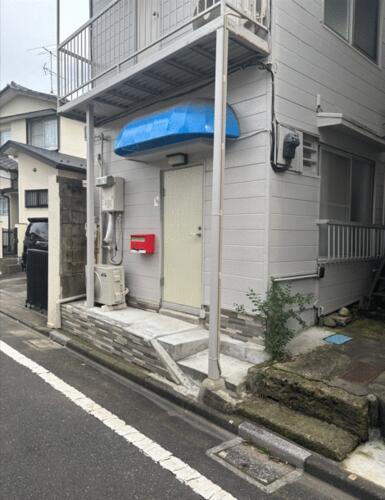 Image 4