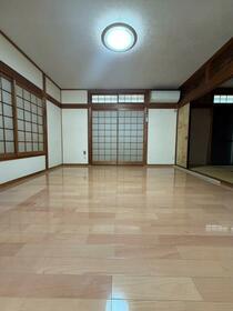 兵庫県揖保郡太子町東出