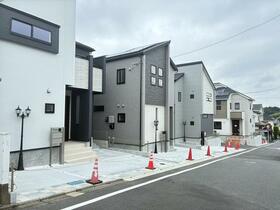 東京都町田市成瀬台１丁目