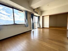 山梨県笛吹市石和町市部