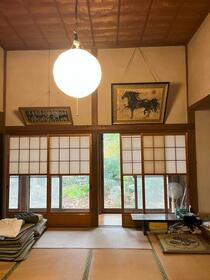 新潟県西蒲原郡弥彦村大字麓
