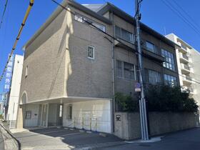 徳島県鳴門市撫養町南浜字東浜