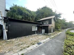 愛知県瀬戸市寺本町