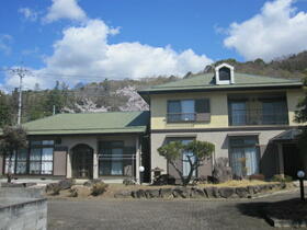 山梨県甲府市岩窪町