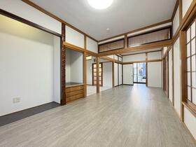 静岡県焼津市石津中町
