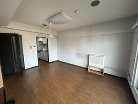 青森県青森市本町５丁目