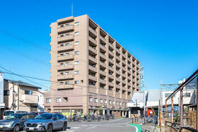 サーパス信濃吉田駅前