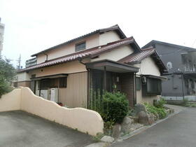 三重県四日市市中川原２丁目