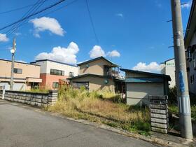 青森県弘前市大字青山３丁目