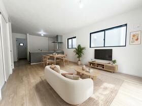 神奈川県横浜市金沢区富岡西１丁目
