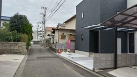 愛媛県松山市鴨川２丁目