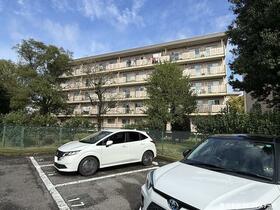 千葉県柏市大津ケ丘1丁目
