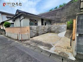 福岡県北九州市小倉北区泉台４丁目