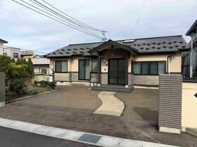 青森県弘前市大字植田町