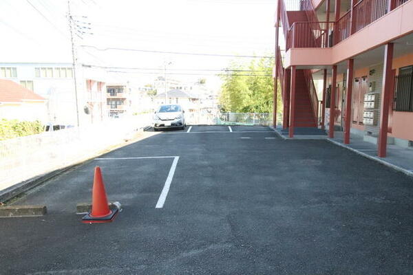 画像14:駐車場(要空き確認)