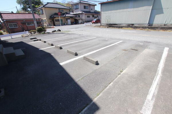 apartment 群馬県北群馬郡榛東村大字新井
新井の賃貸情報を見る
物件地図