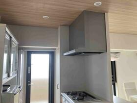 サンリヤン都府楼前