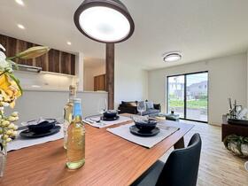 福岡県福津市西福間１丁目